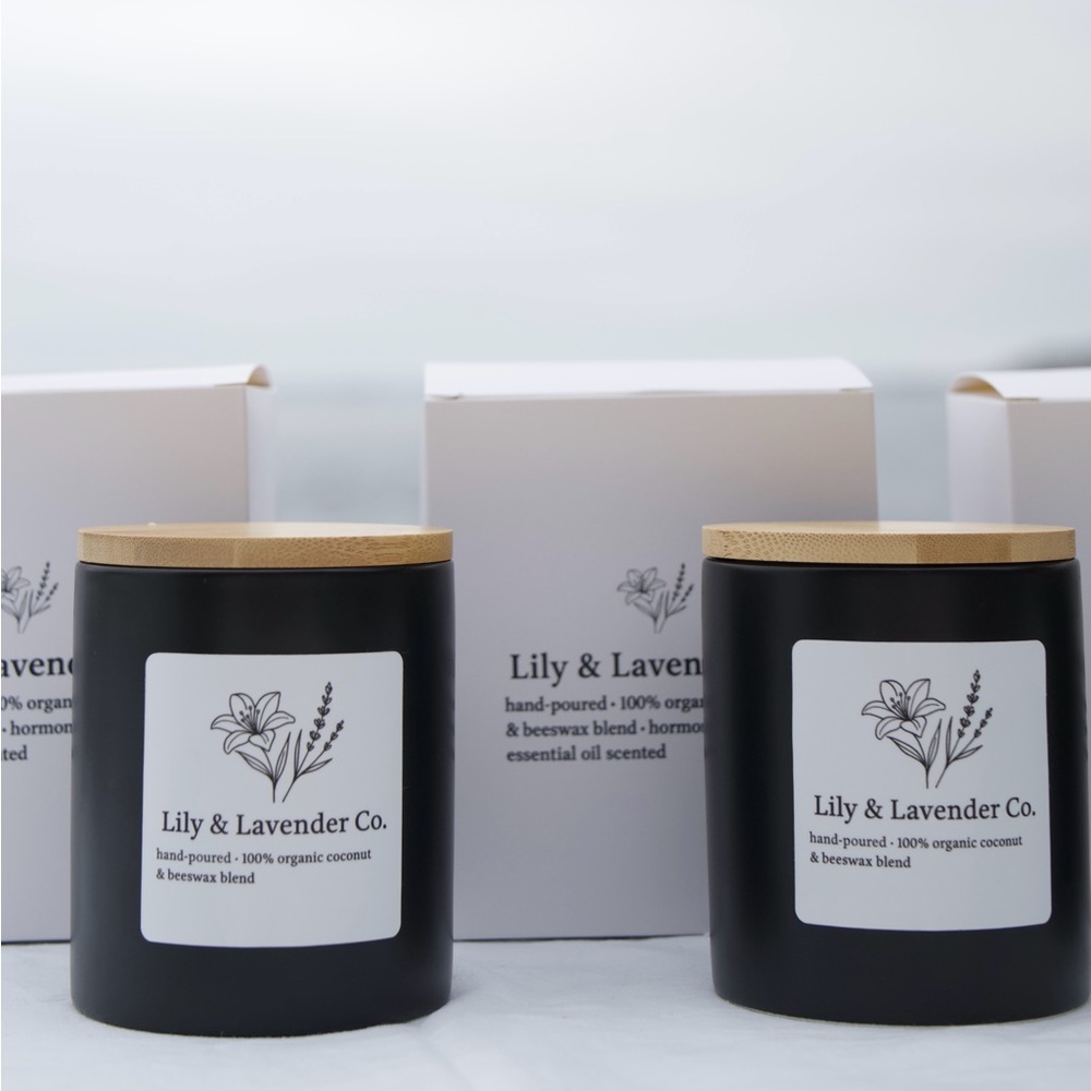 Coconut Vanilla scented Candle, non toxic, organic 15oz - Picture 3 of 5
